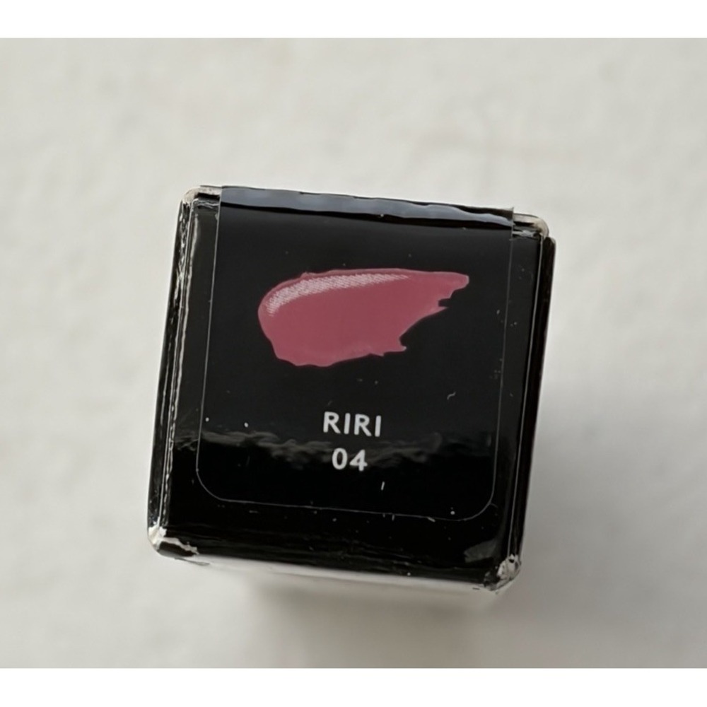 FENTY ICON VELVET LIQUID LIPSTICK RIRI 04  NEW IN BOX - Picture 3 of 4